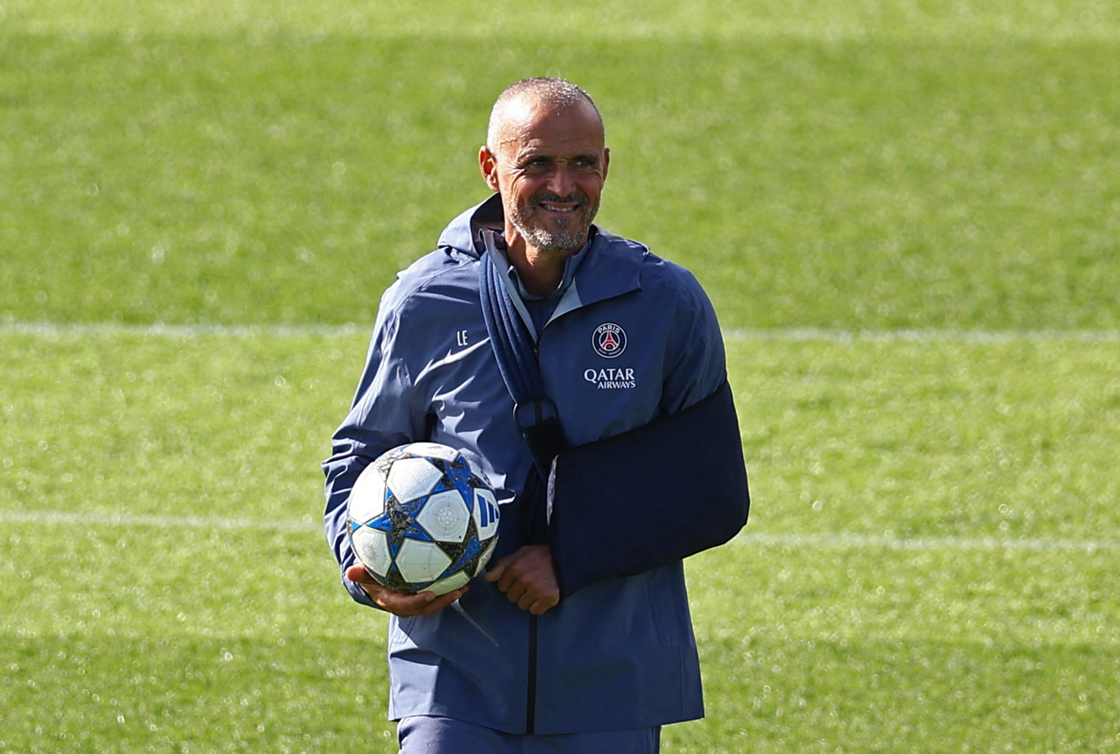 IM电竞app下载-巴黎圣日耳曼前门将